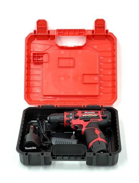 Аккумуляторный дрель-шуруповерт Makita RED (12V, 3AH) Надежный компактный шуруповерт Макита | Число позиций регулировки крутящего момента: 18; | Аккумулятор (литий-ионный): 12 В / 3 Ач; | Время зарядки: 60 мин; | Вес: 1 кг;, Гарантия 3 года 126325-2 фото