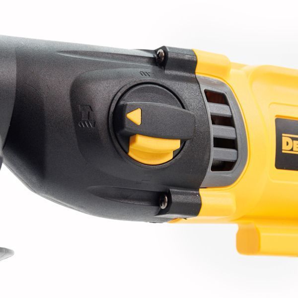 Безщітковий акумуляторний перфоратор DeWalt (48V, 6 AH) Трирежимний перфоратор Деволт з 2 АКБ | Макс. діаметр отвори в деревині: - 30 мм | Тип живлення: - акумулятор (літій-іонний): - 48V/6.0Ah | Тип патрона: - SDS-Plus, Гарантия 3 года eb-1107-2 фото