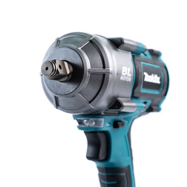 Акумуляторний безщітковий ударний гайковерт Makita  1000Hm (48V, 9AH) з набором головок Макіта 15214 фото