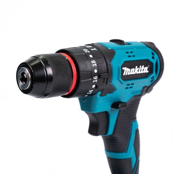 Потужний ударний шуруповерт Makita 36V 6Ah &mdash; безщітковий акумуляторний комплект з 2 АКБ та оснасткою 123136 фото