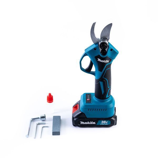 Набір Makita 3в1 ( 36 V 5 Ah) Мініпила +Секатор +телескопічна штанга 3 м Висоторіз Макіта | Натягування ланцюга: ключова | Об'єм оливного бака: 75 мл | Автоматичне змащення ланцюга: є | Вага: 1.2 кг | Крок ланцюга: 1/4", Гарантия 3 года eb-1121-2 фото