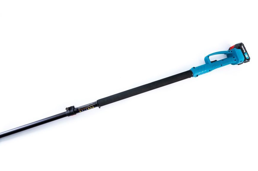 Набір Makita 3в1 ( 36 V 5 Ah) Мініпила +Секатор +телескопічна штанга 3 м Висоторіз Макіта | Натягування ланцюга: ключова | Об'єм оливного бака: 75 мл | Автоматичне змащення ланцюга: є | Вага: 1.2 кг | Крок ланцюга: 1/4", Гарантия 3 года eb-1121-2 фото