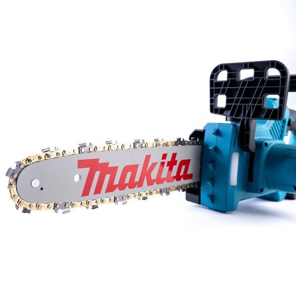Безщіткова акумуляторна пила Makita (36V, 6 AH) Макіта 30 см з безключовим натягуванням і автоматичним змащуванням ланцюга | Об'єм оливного бака: 150 мл | Тип оливного насоса: автоматичний | Безключове регулювання натягу ланцюга: є, Гарантія 3 роки 88455-2 фото