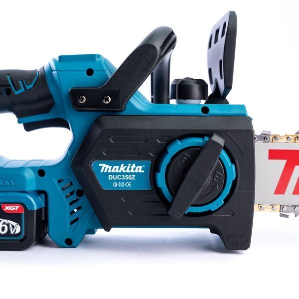 Безщіткова акумуляторна пила Makita (36V, 6 AH) Макіта 30 см з безключовим натягуванням і автоматичним змащуванням ланцюга | Об'єм оливного бака: 150 мл | Тип оливного насоса: автоматичний | Безключове регулювання натягу ланцюга: є, Гарантія 3 роки 88455-2 фото