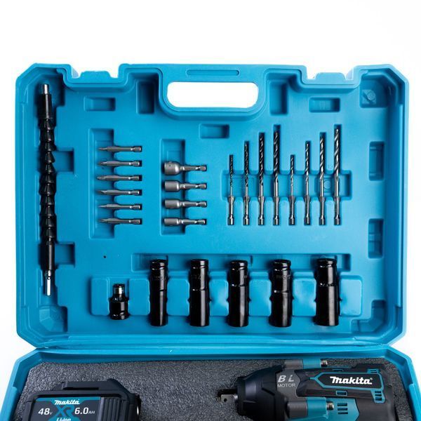 Акумуляторний безщітковий ударний гайковерт Makita  800Hm (48V, 6AH) з набором головок Макіта 32485 фото