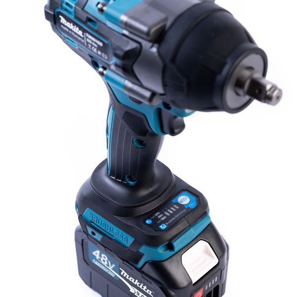 Акумуляторний безщітковий ударний гайковерт Makita 800Hm (48V,9Ah) з набором головок Макіта | Підсвітка робочої зони: є | Індикатор заряду: є | Реверс: є | Кількість режимів роботи: 4 | Час заряджання: 90 хв. | Вага, кг: 2,5, Гарантия 3 года eb-1147-2 фото