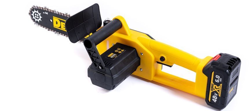 Акумуляторна ланцюгова пила DeWalt  (48V, 6 Ah) Безщіткова АКБ пила Девольт із шиною 30 см для дачі 12351 фото